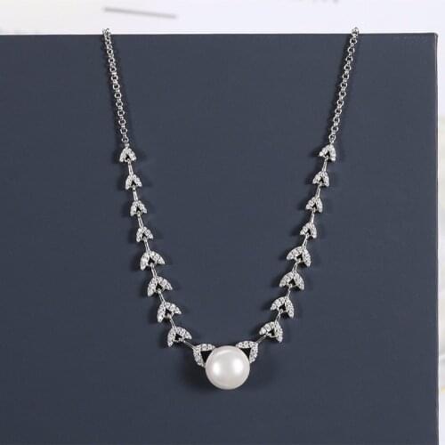 Fashion Accessories Petals Pearl Adjustable Necklace Crystal Zircon Leaf Noble Jewelry Lovers Gifts Bijoux Zk30