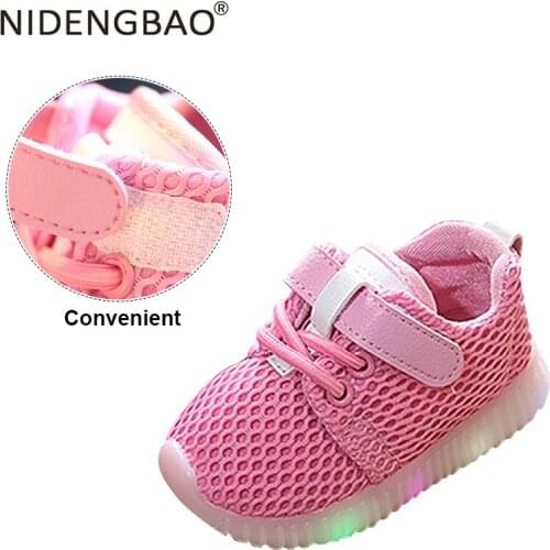 Children Girls Boys Shoes Crystal Led Light Luminous Running Sport Shoes Toddler Little Kid LED Sneakers Fashion Lights Shoes