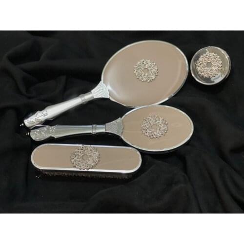 YOUR COMB SET WITH QUALITY COLOR TO ADD ELEGANCE TO YOUR STYLE 4-piece Luxury Comb Set Gift Dowry Set FREE SHİPPİNG