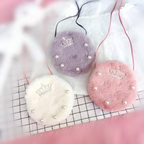 Girls Faux Rabbit Fur Pearl Crown Shoulder Messenger Bag Cute Small Round Bags Casual Plush Zipper Travel Phone bag for Women