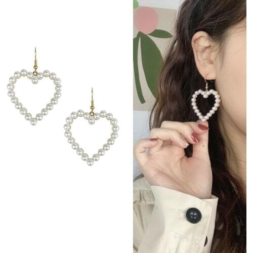 Hollow Out Love Heart Shaped Clip Earrings Women Korean Geometry Imitation pearls Clip On Earrings Non Pierced For Party Wedding