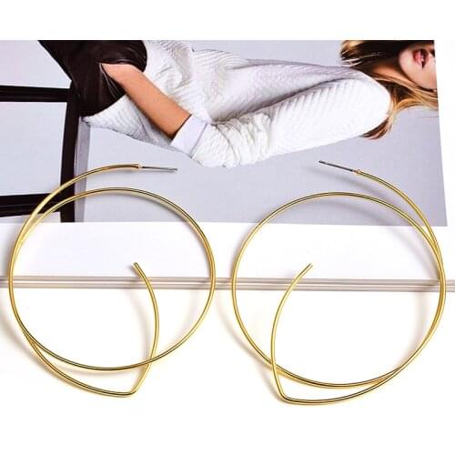 New simple style earrings statement Gold metal round earring fashion trend jewelry accessories for women wholesale