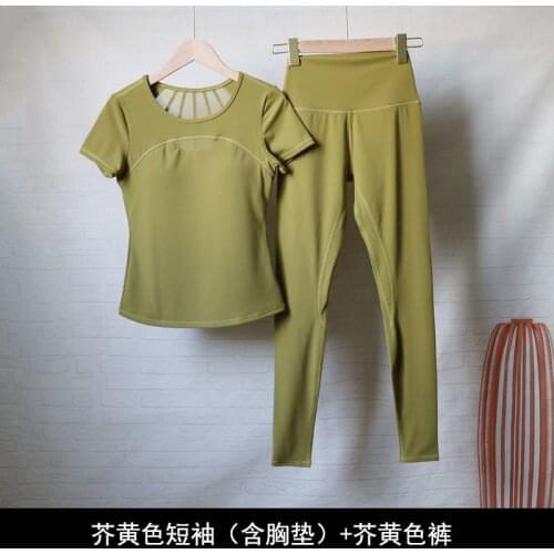 Yoga Set Women Fitness Gym Outfits Short Sleeve Shirt Tops Solid Vest Pants Quick Dry Sports Clothes Summer 2 Pcs Chest Pad