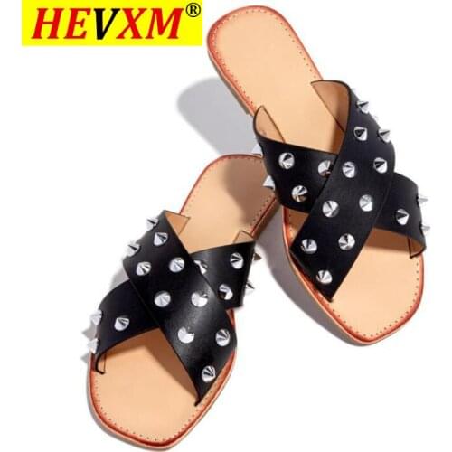 Punk Design Slippers for Women Pu Leather Rivet Flat Heel Cross Strap Rubber Sole Outdoor Slides Beach Fashion Shoes Ladies 2020