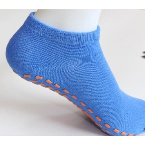 Promotion Sport Socks Anti-slip Cushioning Bandage Pilates Ballet Good Grip For Child Men And Women Cotton Sock Trampoline Socks