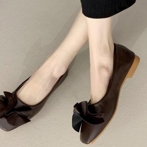 New Korean Fashion Wave Flower Square Head Womens Shoes Shallow Flat Shoes Shoes for Women