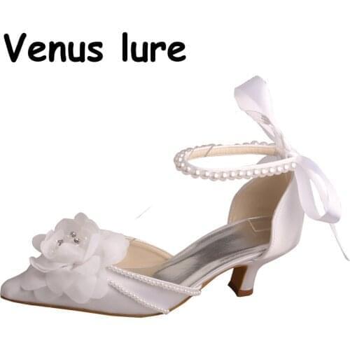 Customized Women egg white Dress Shoes for Wedding Low Heeled with Flower