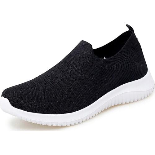 Women Shoes 2020 Fashion Women Casual Running Shoes Breathable Outdoors Comfortable Lightweight Slip On Knit Mesh Flat Shoes