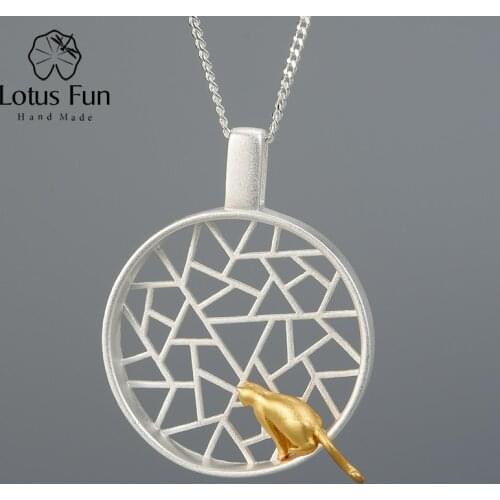 Lotus Fun Real 925 Sterling Silver Handmade Design Fine Jewelry Cute 18k Gold Cat Playing by the Window Pendant without Necklace