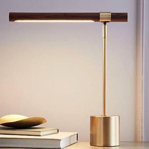 Luxury Nordic Minimalist Wood Grain Table Lamp Post-Modern Bedroom Bedside Creative Living Room Vertical Coffee Light