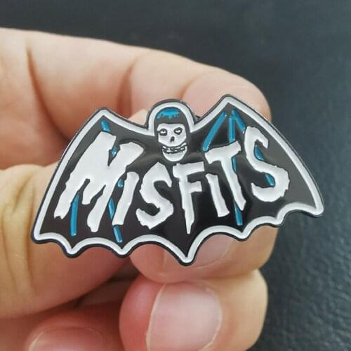 Misfits Bat Fiend Crimson Ghost Halloween Brooch Pins Enamel Metal Badges Lapel Pin Brooches Jackets Jeans Fashion Jewelry