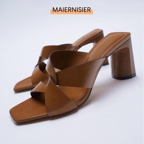 2021 Summer New WomenS Shoes Square Toe Brown Thick Heel Slippers Women