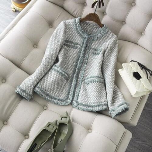 Autumn and Winter New Style Looks Thin and Versatile, Tassel Edge Celebrity Style Knitting Clip Flower, Foreign Style