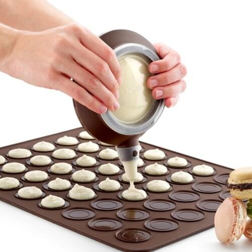 Silicone Macaron Kit Kitchen DIY Macaron Baking Set with 48 units Silicone Baking Pad Sheet Batter Pot Dispenser 4pcs Nozzles
