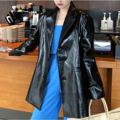New arrival autumn fashion Crocodile pattern leather pu blazer women loose handsomen small suit