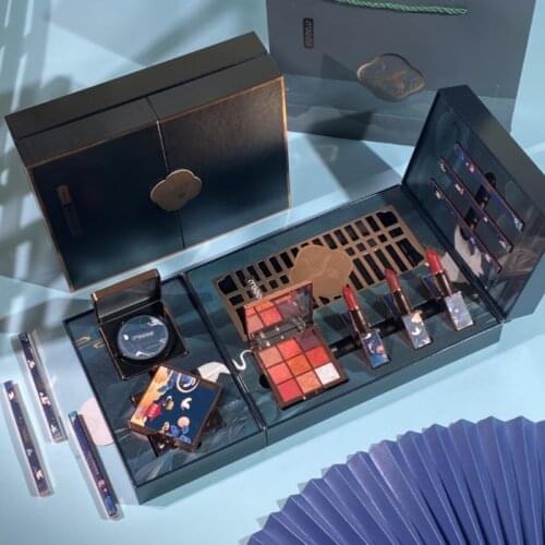 9pcs Classical Cosmetic Set Makeup Air Cushion Finishing Powder Face Powder Pearly Lustre Eye Shadow Non-Stick Cup Lipstick Kit