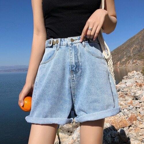 2021 Summer Button Fashion New Arrival Women Female Shorts Casual Loose Basic Light Blue Hot Sale High Waist