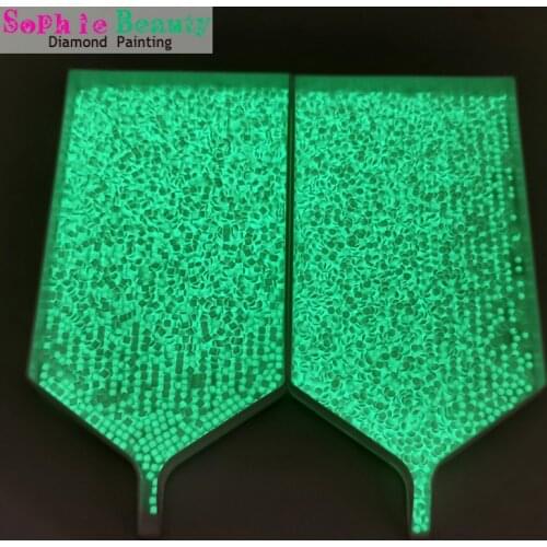 2021 New Sale Glow In Dark Resin Shinny Stones Color 5200 Square Round Drills Diamond Painting Embroidery Rhinestone Mosaic