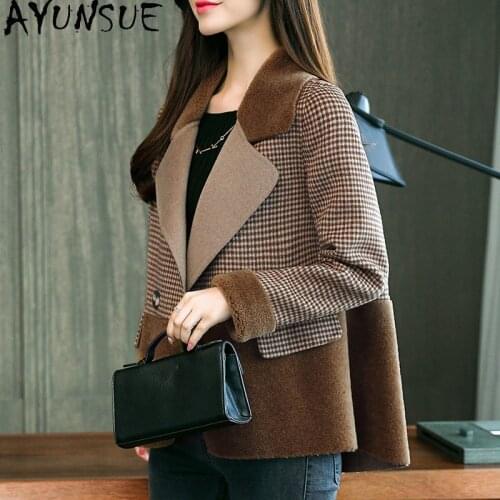 2020 New Wool Coat Female Autumn Winter Coat Women Plaid Sheep Shearing Woman Jacket Real Fur Coat Korean Clothes TOTGG9063 KJ