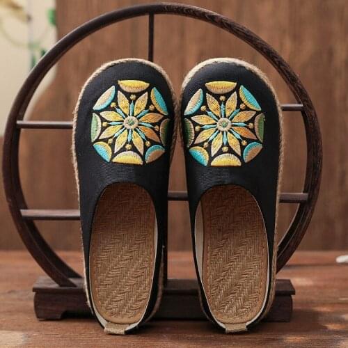 2021 Women Casual Linen Handmade Embroidery Mules Flat Slippers Retro Vegan Summer Ladies Canvas Comfortable Espadrille Shoes