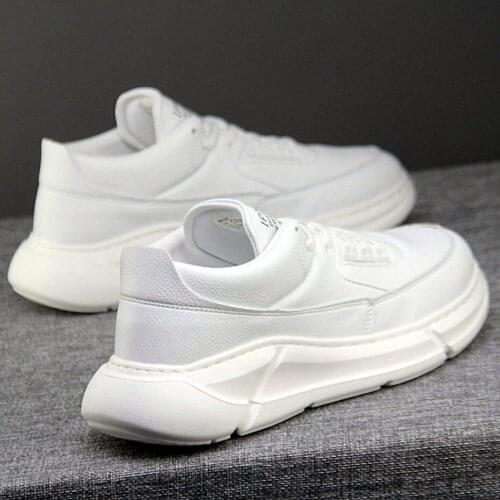 New black and white thick-soled sneakers mens heightened lightweight breathable sneakers high-quality mens shoes