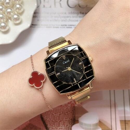 Cussi Top Brand Luxury Womens Watch Gold Starry Sky Ladies Watch Magnet Steel Quartz Wristwatch Relogio Feminino Femme Clock