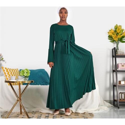 Abaya Dubai American Clothing Caftan Dress V-neck Hijab Flared sleeves abayas for women Has a belt Muslim Fashion Pleated skirt