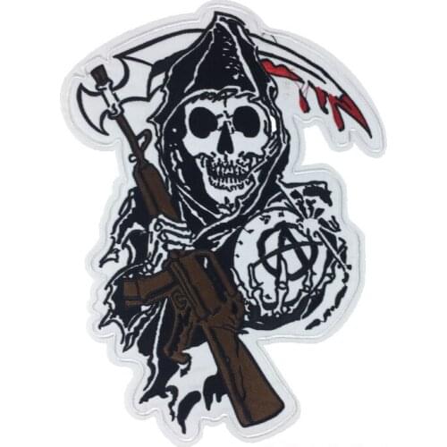 Skeleton Gun Pirate Scary Fashion Patch Embroidered Patches Iron on Patches for Clothes stickers applique fabric new 1pc