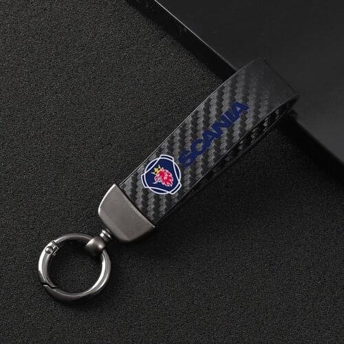 Car Accessories High-Grade Leather Car KeyChain 360 Degree Rotating Horseshoe Key Rings For SAAB scania sonett 9000 900 9-7
