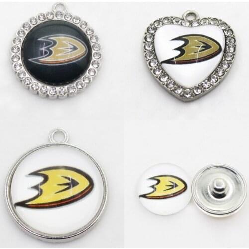 Ice Hockey Anaheim Charms Ducks Dangle Charms Mix Style DIY Pendant Bracelet Necklace Earrings Jewelry Making Accessories