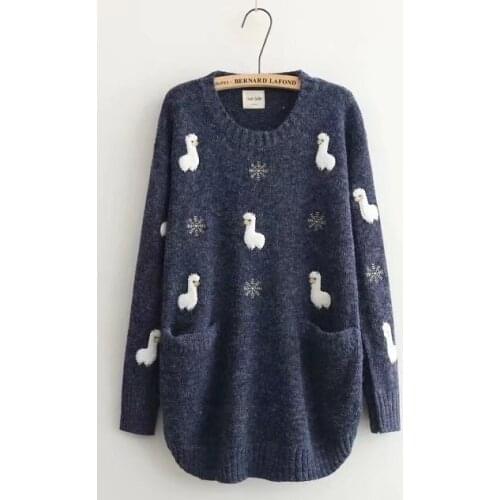 Womems Cute Alpaca and Snowflake Pattern Slit Pockets Pullover Sweater Top Cartoon Embroidered Mori Girl Knitwear