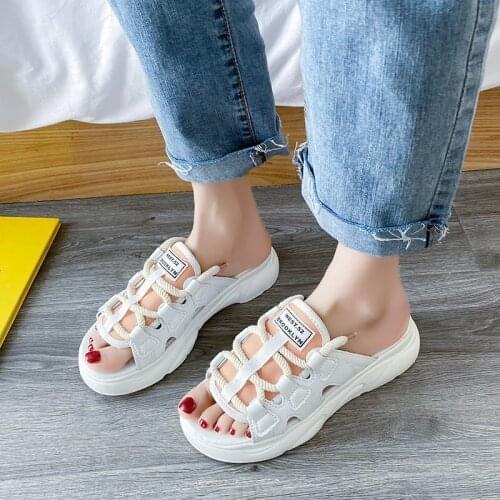 2021 Summer Ladies Slippers Slippers Casual Beach Slippers Comfortable Slippers Flat Ladies Shoes Women Slippers Women Sandals