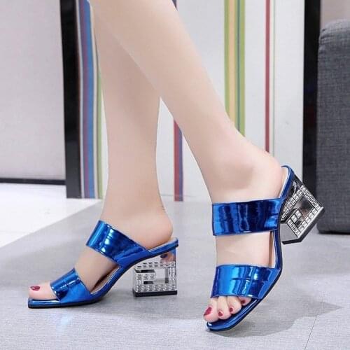 PU Bright Leather Rhinestone Fretwork Heels Slides Fashion Platform Outdoor Casual Non-Slip Slippers Summer Square Head Sandals