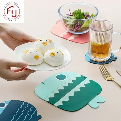 Non-Slip Placemat Table Mat Tableware Pad PVC Rubber Waterproof Heat Insulation Placemat Soft Black Brown Washable Bowl Coaster