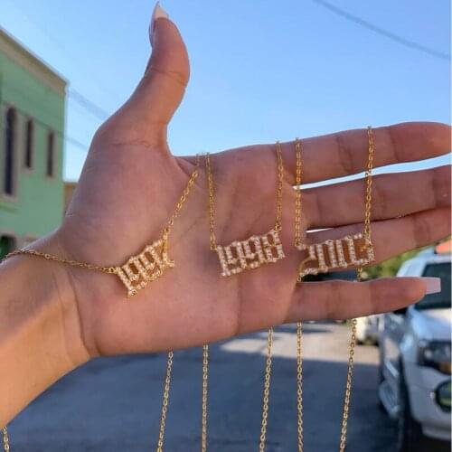 Noelia Shiny Custom Letter Pendant Necklace for Women Zircon Number Necklace 1988 2020 Year Necklace Birthday Jewelry Gift