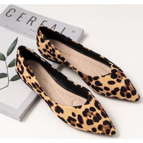 34-42 Over size sexy leopard pointed toe flats ballet shoes women european slip on single loafers brand velvet ballerina zapatos