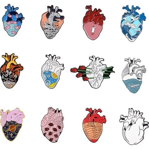 Heart Enamel brooches Wave Starry Night Line Rose Bandage Eyes Planet Data line Lapel Pins Cosmic Galaxy cat Badge Jewelry