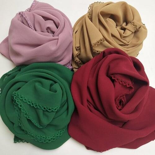 1 pc New 2019 bubble chiffon lace edges women scarf muslim spring floral wrap shawls plain long headband scarves 180*75cm
