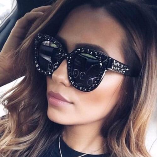 Luxury Rectangle Sunglasses Women Brand Designer PC Frame Gradient Lens Classic Rivet Shades Female Male Fashion Eyewear UV400