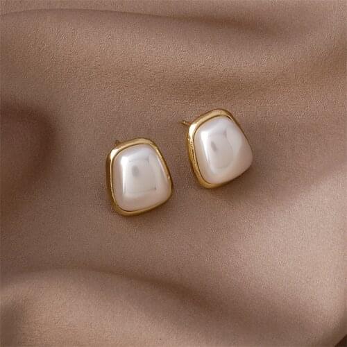 2021 New Korean Simulated Pearl Geometric Irregular Square Stud Earrings For Women Fashion Jewelry Party Gift Pendiente Mujer
