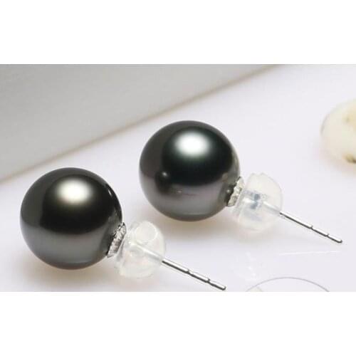 Charming pair 10-11mm round Tahitian black pearl earring 18k white gold