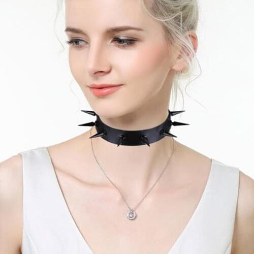 Punk Rivet PU Leather Peach heart love heart-shaped Exaggerated spiked black nail necklace collar nightclub bar punk style rivet