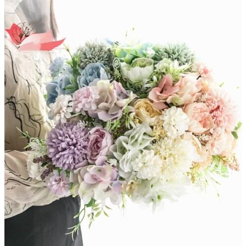 Wedding Silk Flower Bouquet Artificial Fake Flower for Bridesmaids Party Home Garden Decor 31cm Pink Rose Bridal Bouquet Holding