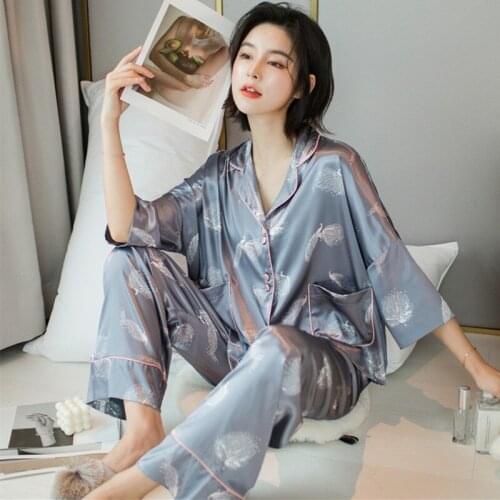 2021 New Two-piece Womens Nightwear Silky Satin Luxury Long Sleeve Trousers Suit Fashion Printing Loose Sleepwear Pyjamas Set