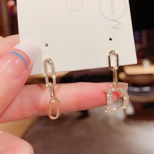New Korean Rhinestone Asymmetry Earrings Exquisite Zircon Letter D Word Earrings For Women Fashion Jewelry Gift Accessories