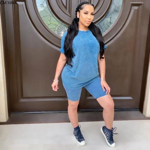 CM.YAYA Sport Women Solid Two Piece Set Short Sleeve Tee Tops Knee Length Jogger Pants Suit Tracksuit Matching Set Outfit