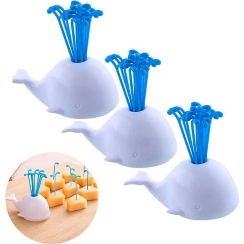 3 Set Whale Plastic Fruit Toothpick Forks Cocktail Sticks, Party Table Decoration Supplies Novelty Kitchen Fruit Forks