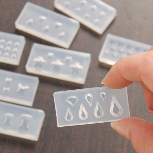 5Pcs Random Design DIY 3D Stencil Nail Art Tools Make Up Acrylic Silicone Mold Set for Nails