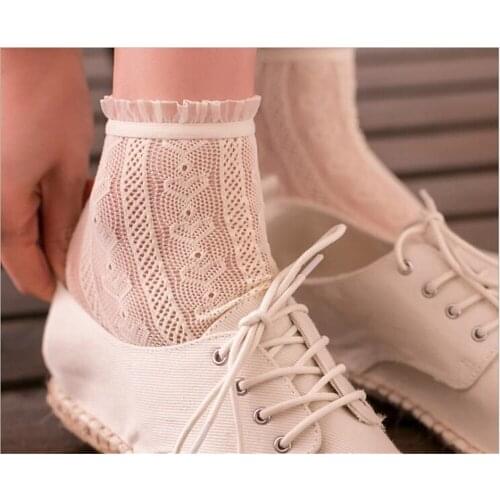 Sexy Lace Floral Socks Women Summer Hot Socks Lace Ruffle Soft Pleats Elastic Fishnet Short Ankle Socks B698