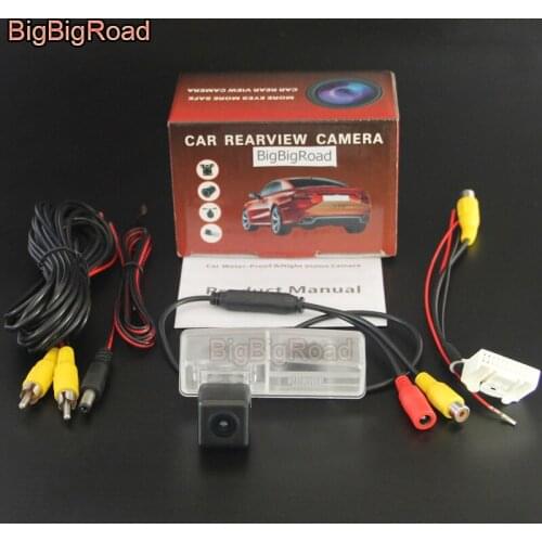 BigBigRoad 24 Pins RCA Interface For Original Screen Compatible Rear View Camera For Toyota RAV4 RAV 4 XA40 2013 - 2015 2016